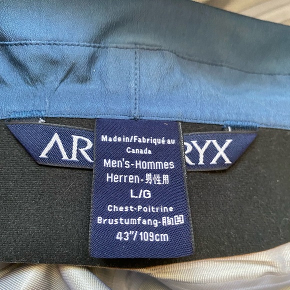 Vintage Arc’teryx’s shell - Picture 3 of 3